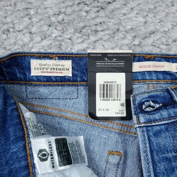 Levi's Premium Wedgie Straight Fit Medium Wash Blue Stretch Size 25x28 High Rise - Picture 6 of 10